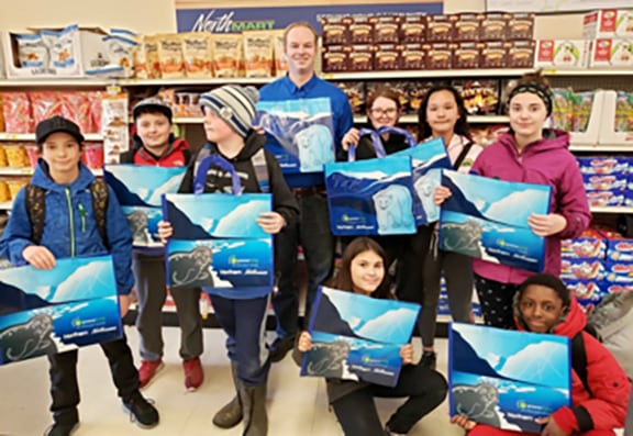 Inuvik - Free Bag Giveaway.jpg (252 KB)